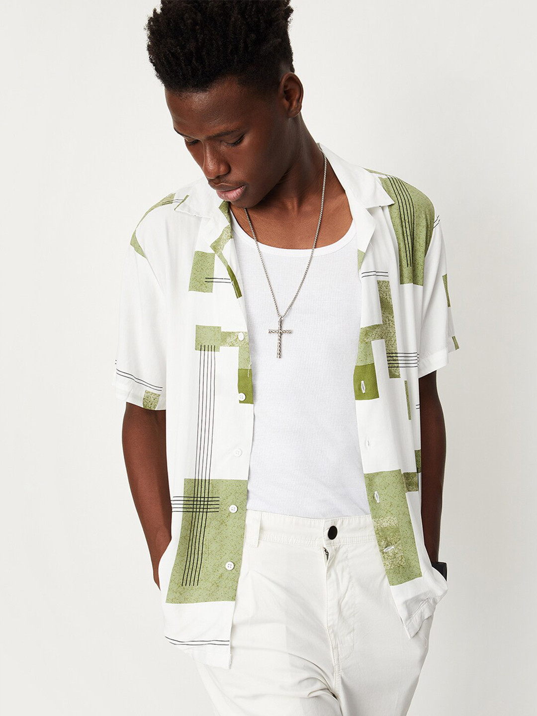 

max Geometric Printed Opaque Casual Shirt, White