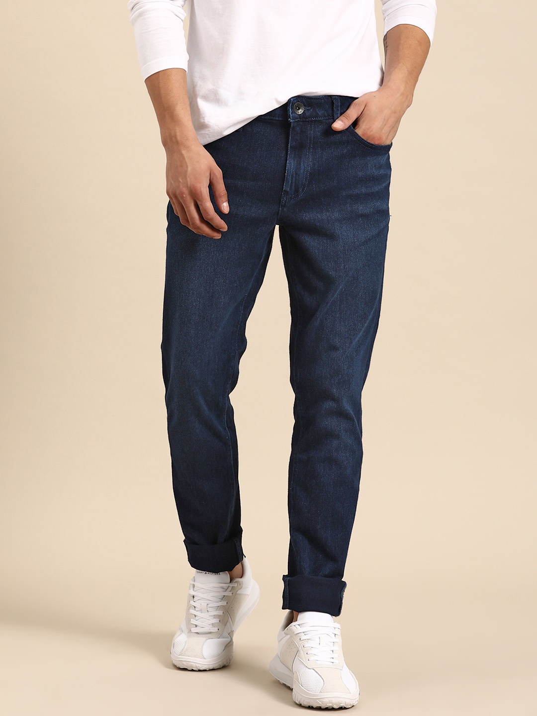 

United Colors of Benetton Men Skinny Fit Light Fade Stretchable Jeans, Navy blue