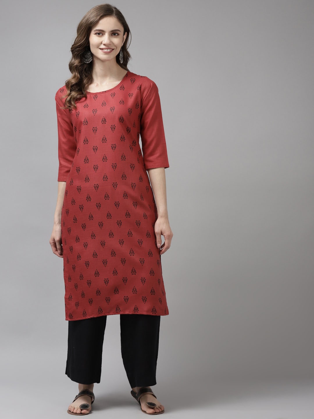 

BAESD Ethnic Motifs Printed Straight Kurta, Maroon