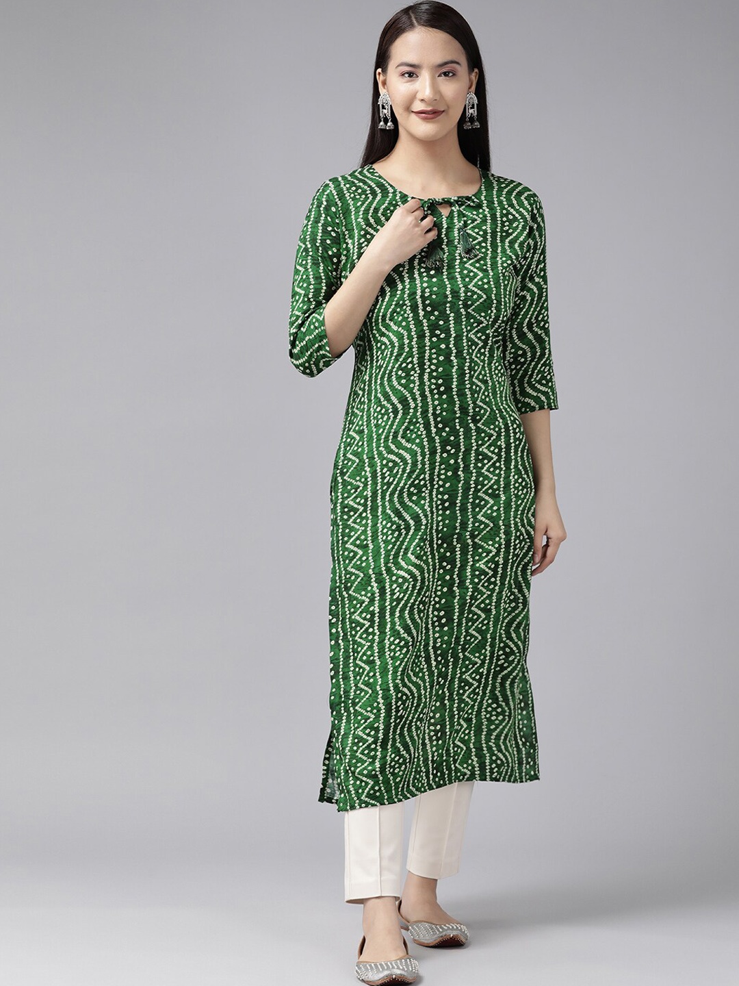 

BAESD Bandhani Printed Key Hole Neck Cotton Straight Kurta, Green