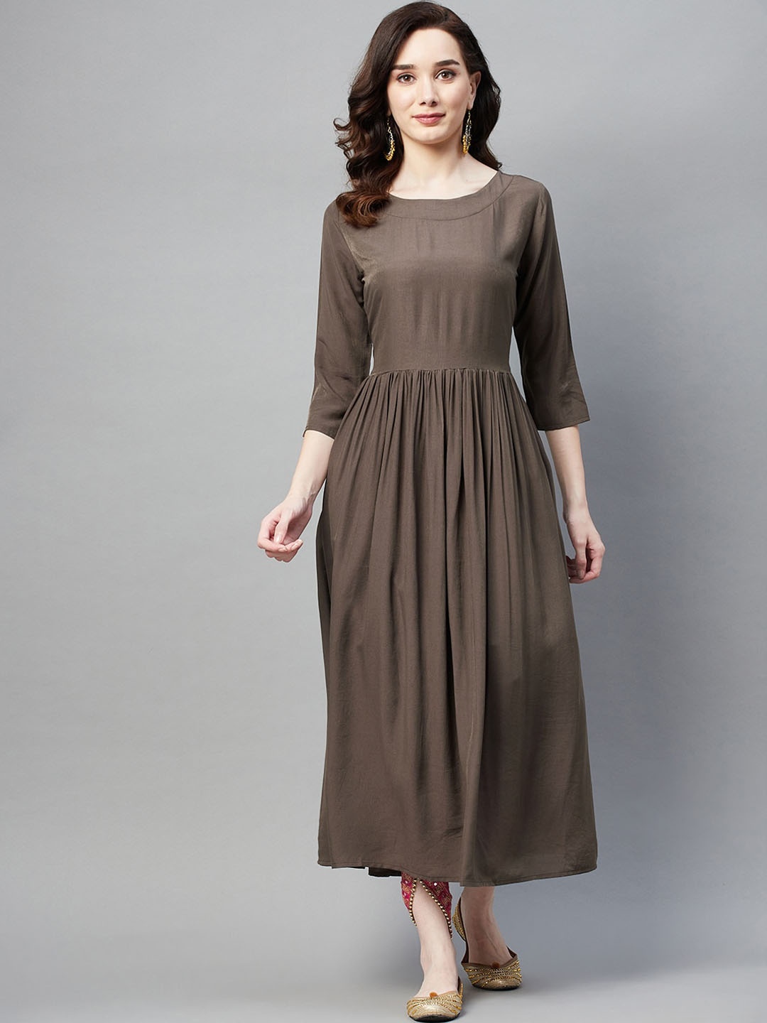 

BAESD Round Neck Pleated Cotton Regular Kurta, Brown