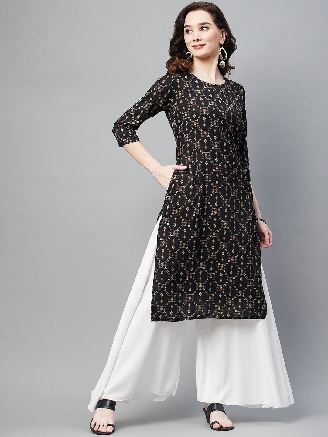 

BAESD Ethnic Motifs Printed Straight Kurta, Black