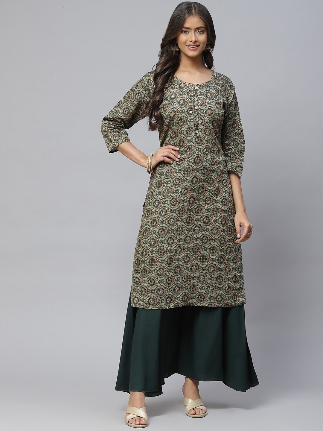 

BAESD Ethnic Motifs Printed Gotta Patti Straight Cotton Kurta, Green