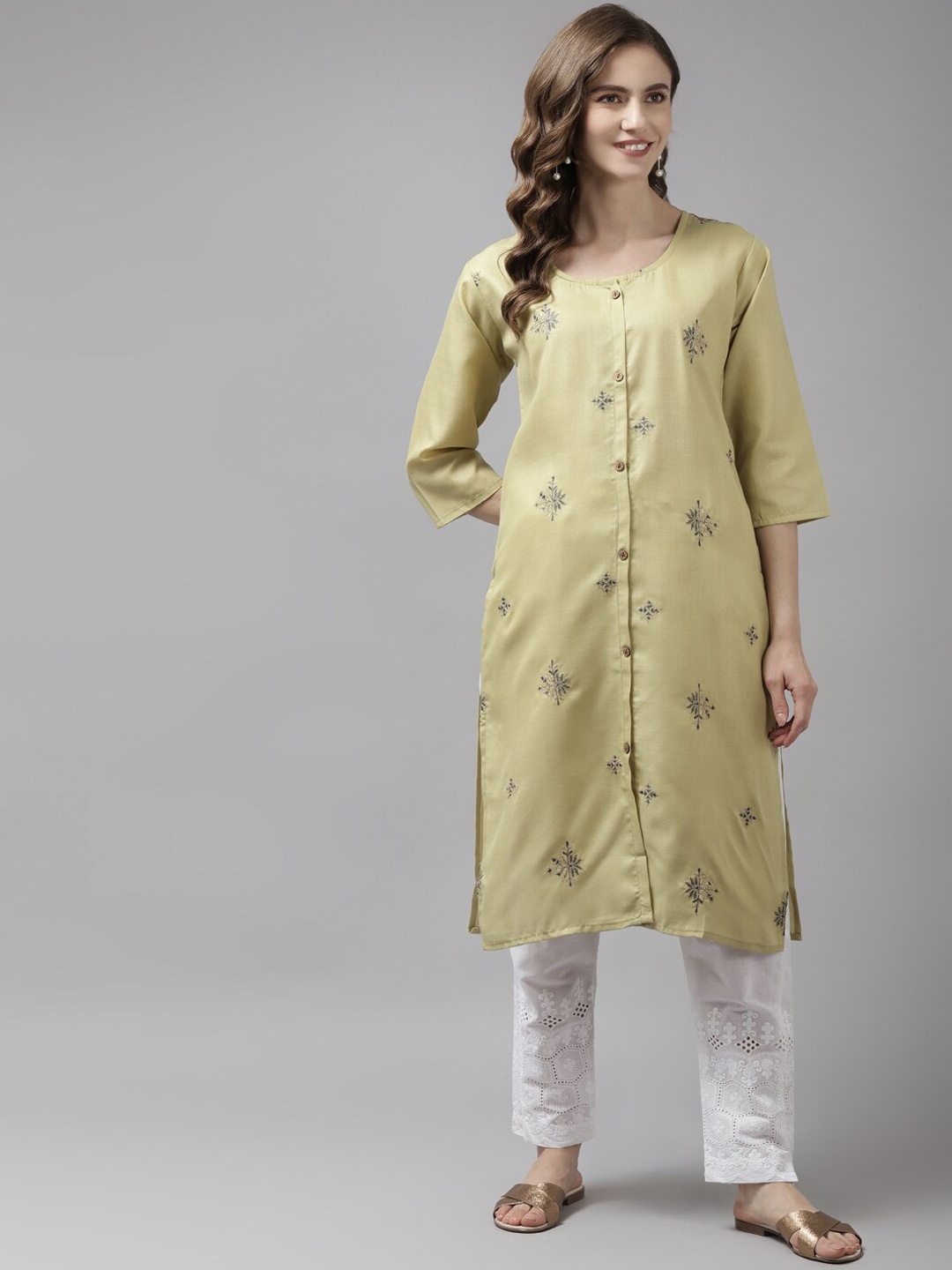

BAESD Ethnic Motifs Embroidered Straight Cotton Kurta, Green