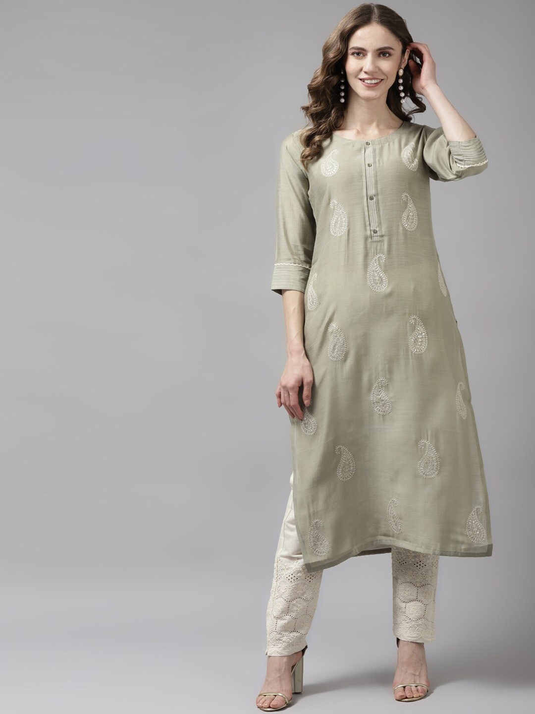 

BAESD Ethnic Motifs Embroidered Sequined Cotton Kurta, Green