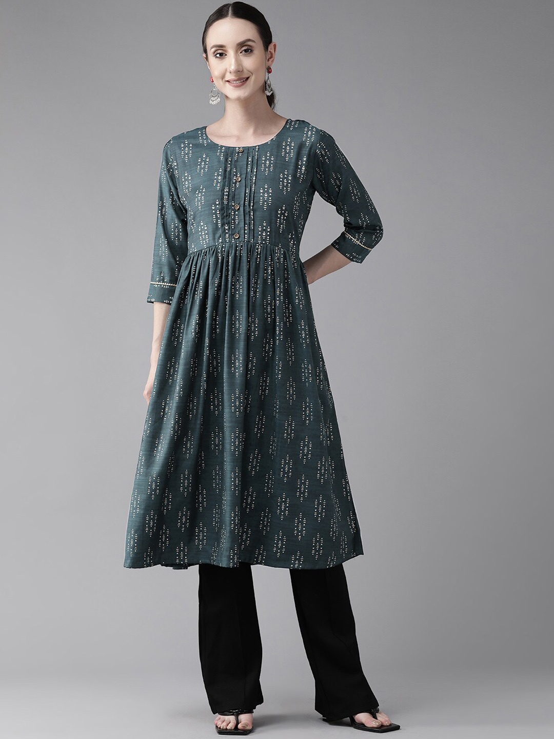

BAESD Geometric Printed Pleated Cotton A-line Kurta, Green