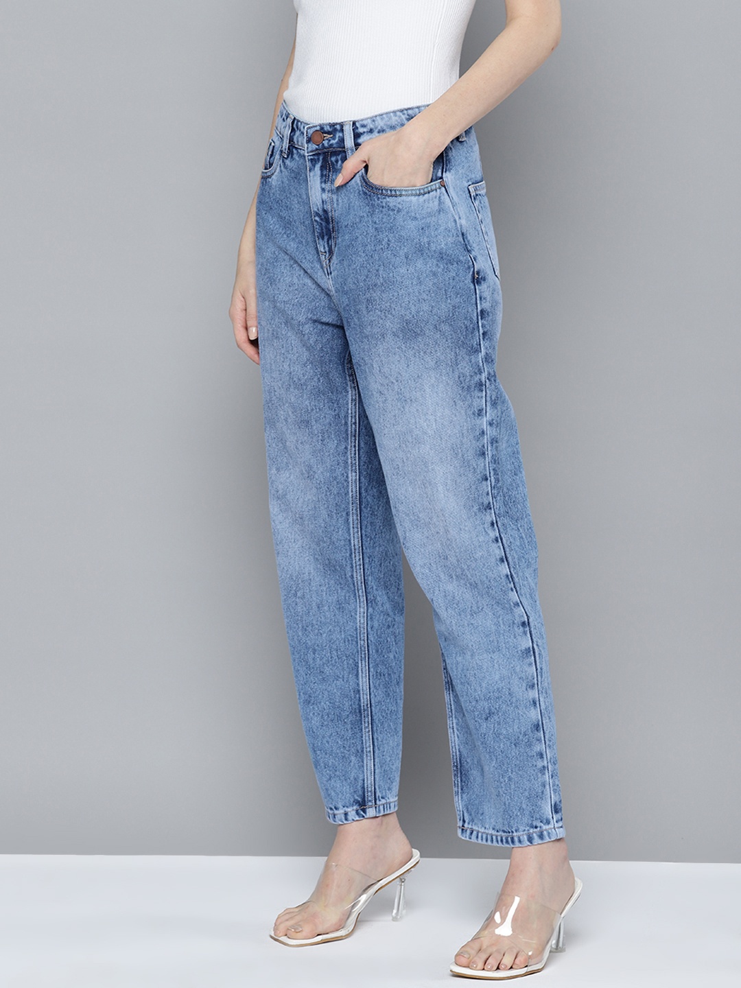 

Chemistry Women Straight Fit High-Rise Light Fade Jeans, Blue