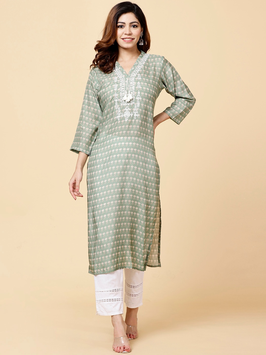 

Meena Bazaar Ethnic Motifs Printed Thread Work Pure Cotton Kurta, Green