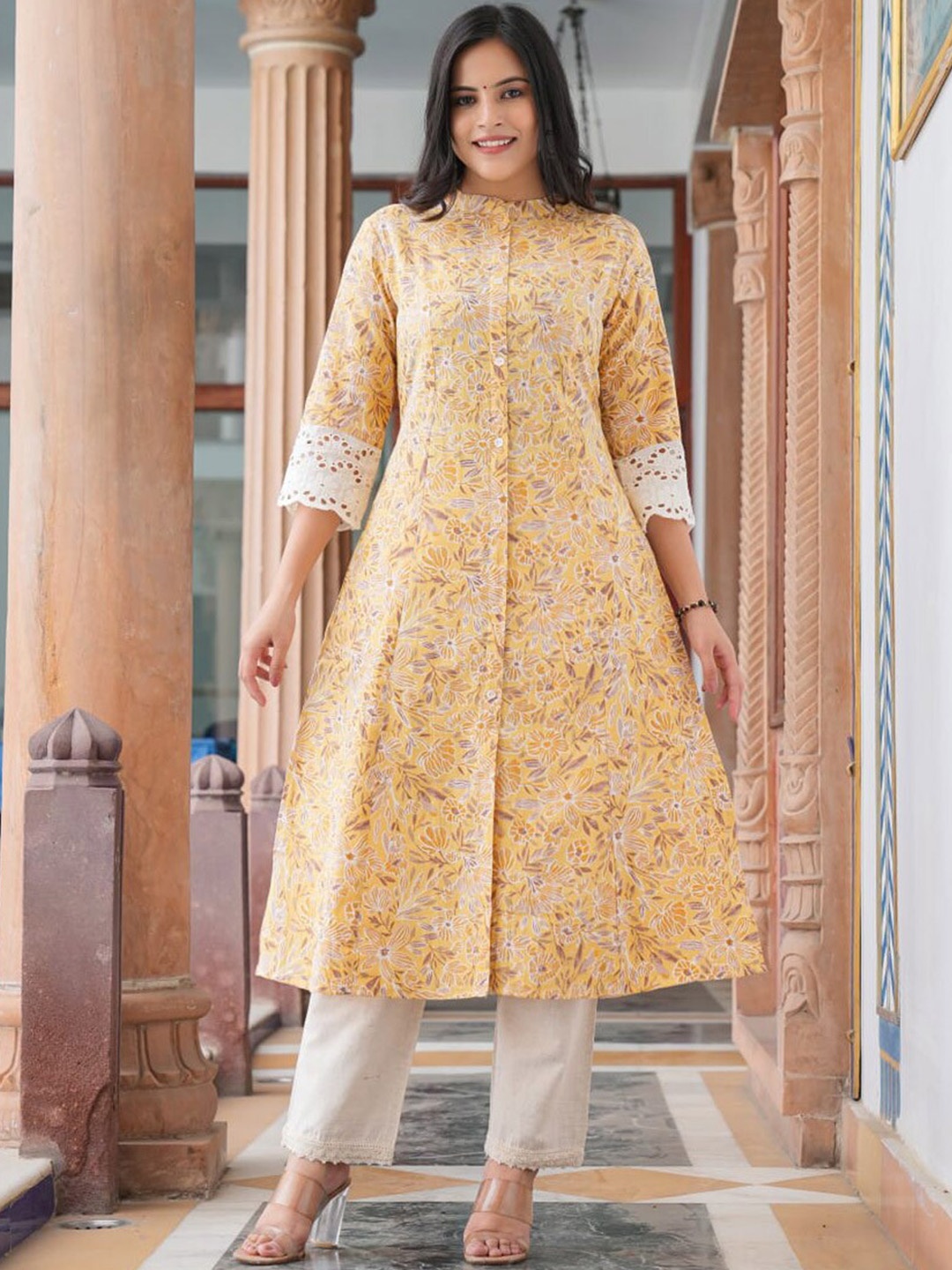 

Meena Bazaar Floral Printed Mandarin Collar Kurta, Yellow