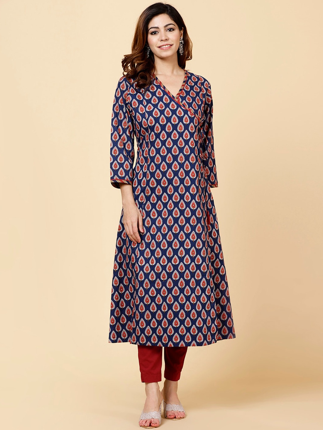 

Meena Bazaar Ethnic Motif Printed V-Neck Cotton Straight Kurta, Blue