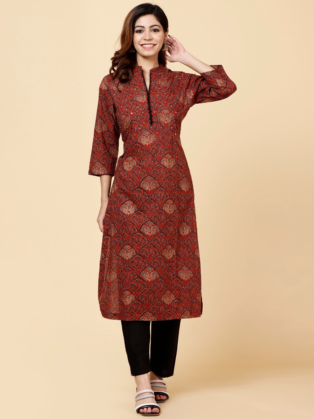 

Meena Bazaar Ethnic Motifs Printed Mirror Work Pure Cotton Kurta, Maroon