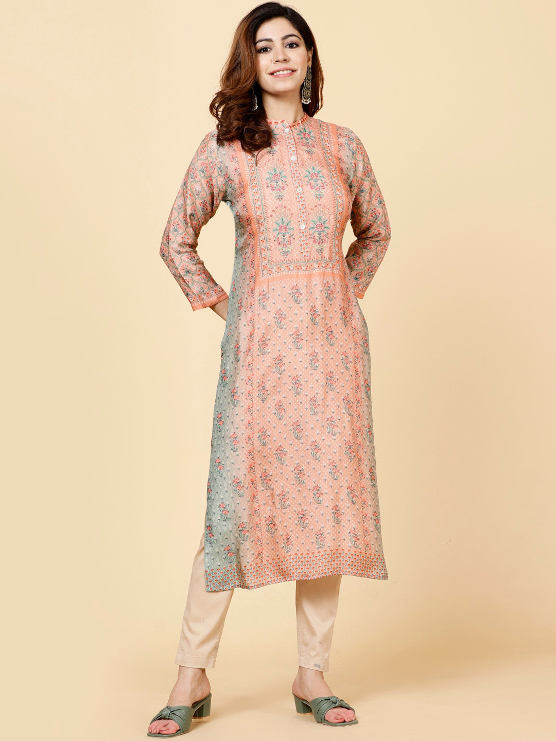 

Meena Bazaar Ethnic Motifs Printed Sequins Pure Cotton Kurta, Peach