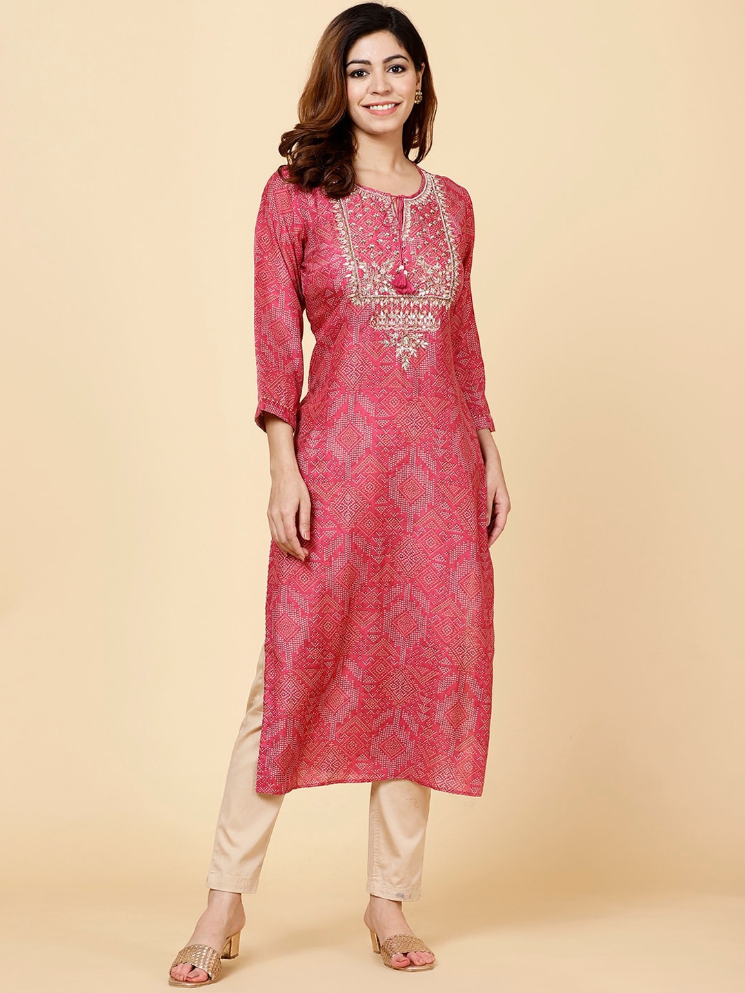

Meena Bazaar Yoke Design Bandhani Printed Thread Work Straight Kurta, Pink