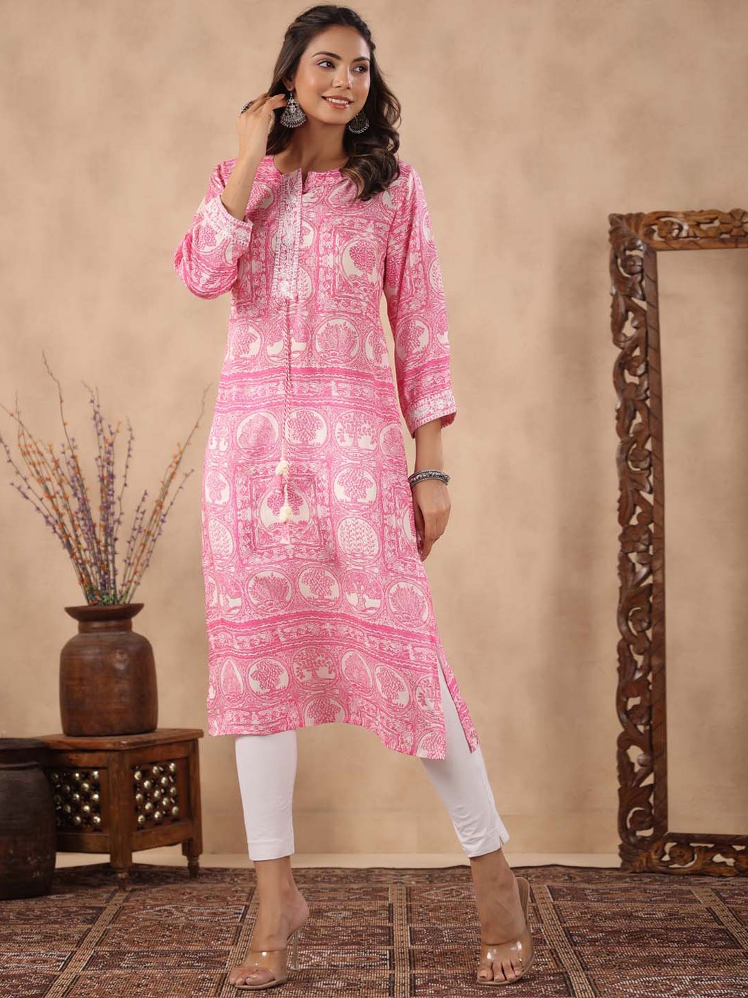 

Meena Bazaar Ethnic Motifs Printed Sequins Kurta, Pink