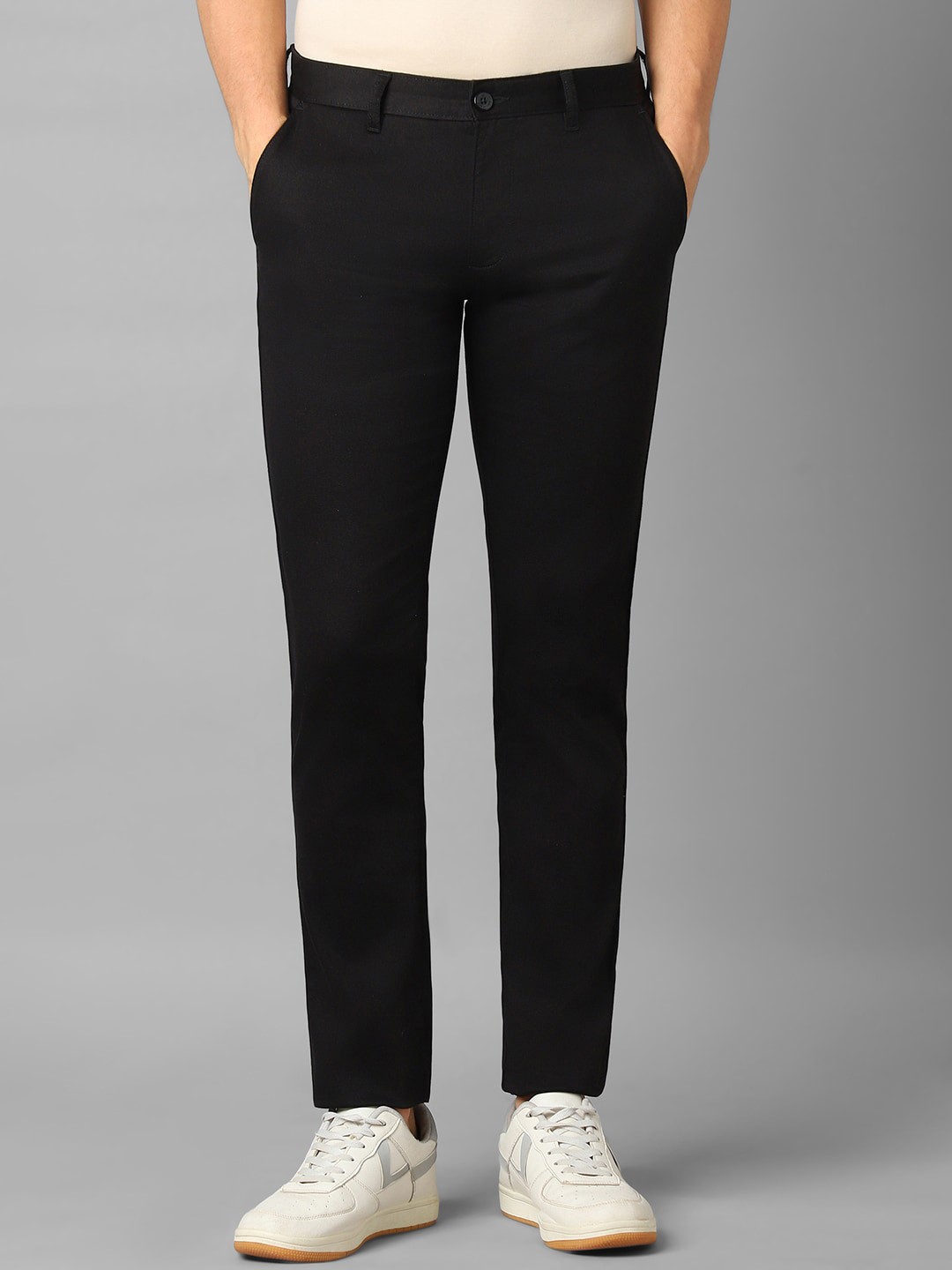 

Louis Philippe Sport Men Mid Rise Plain Slim Fit Cropped Chinos Trousers, Black