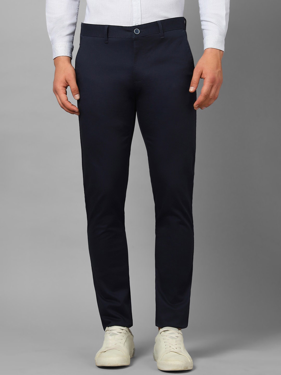 

Louis Philippe Sport Men Slim Fit Mid-RIse Flat-Front Trousers, Navy blue