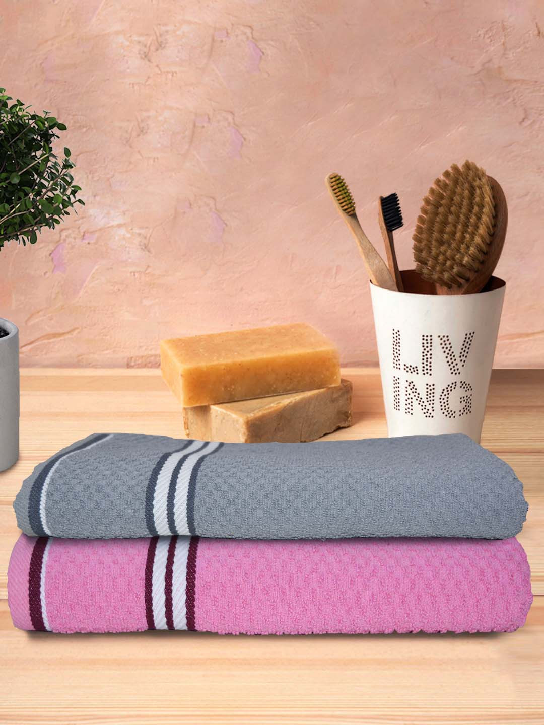 

Athom Trendz Living 2-Pcs Grey & Pink Popcorn Textured 300 GSM Pure Cotton Bath Towels