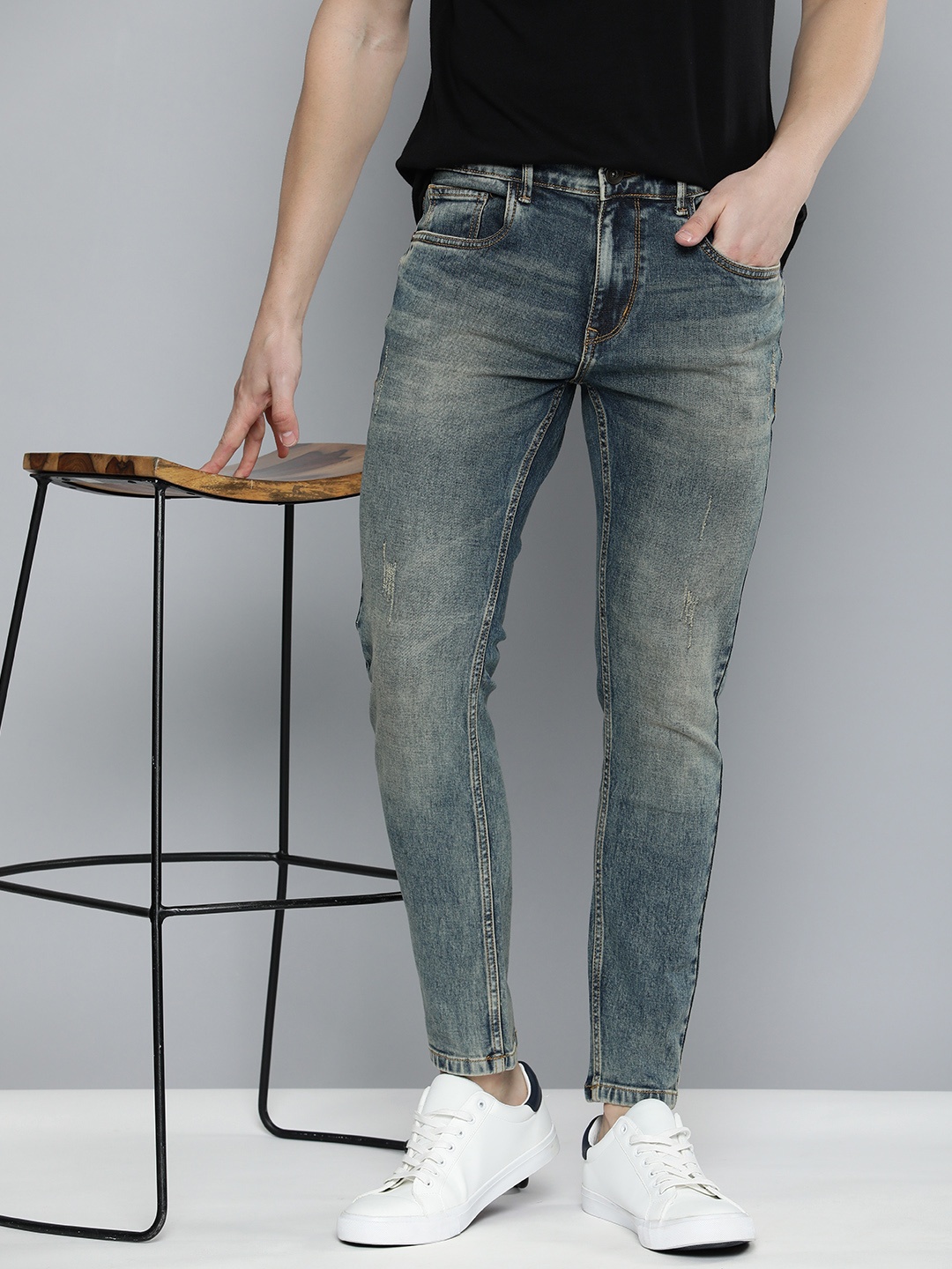 

Mast & Harbour Men Slim Fit Heavy Fade Stretchable Jeans, Blue