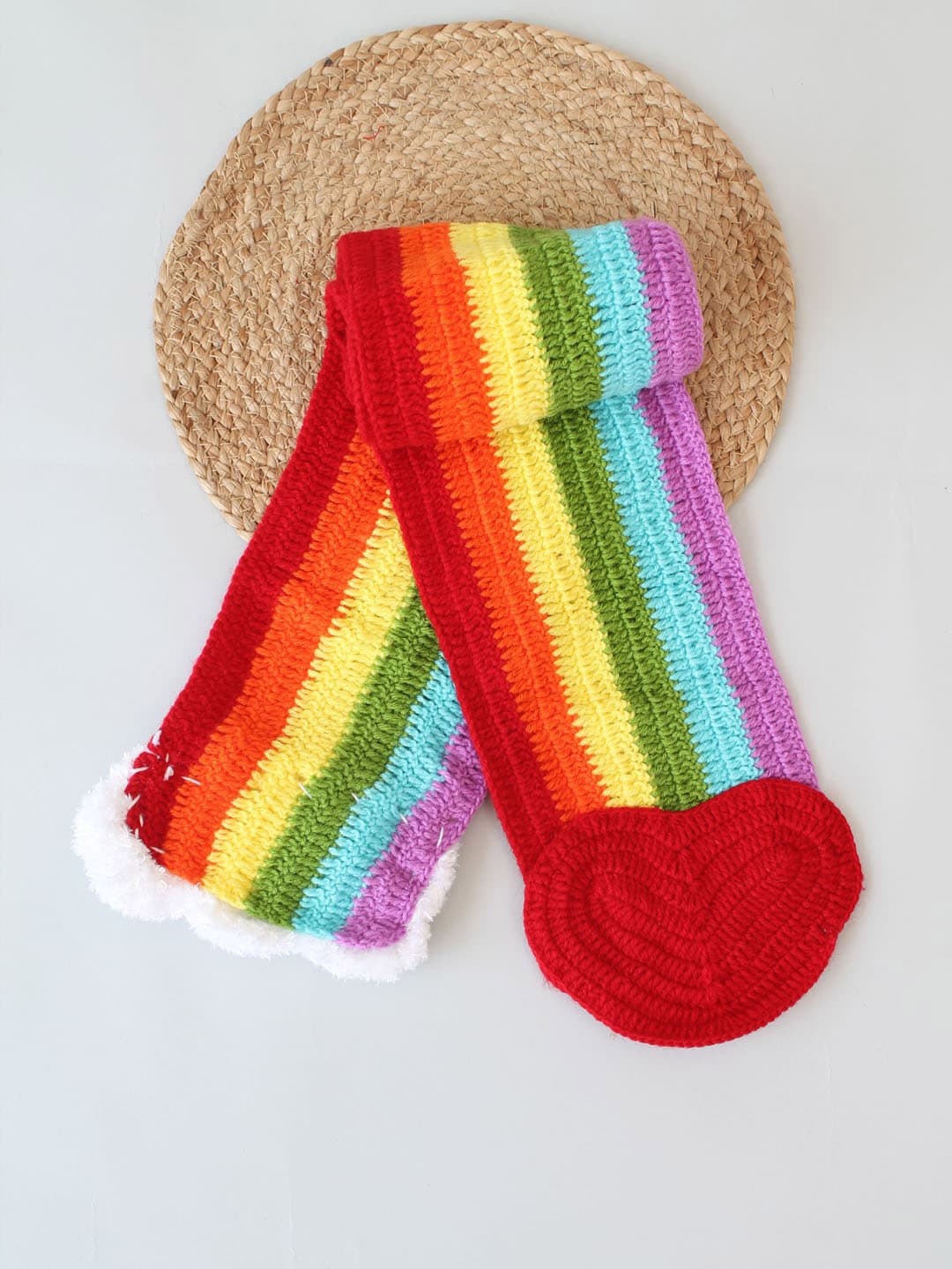 

Woonie Kids Color-Blocked Heart & Cloud Detailing Acrylic Knitted Mufflers, Red