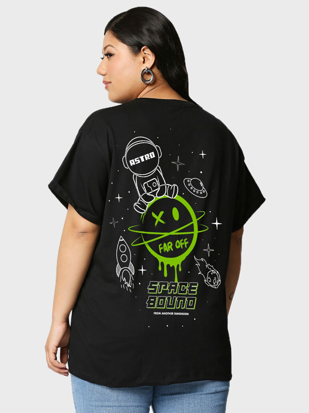 

Bewakoof Space Bound Graphic Printed Plus Size Boyfriend T-shirt, Black