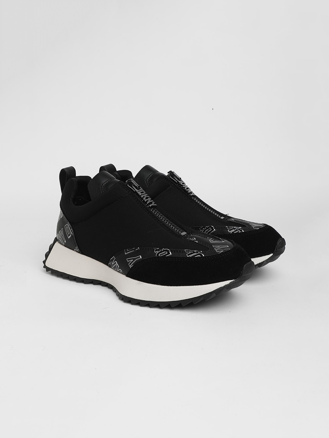 

DKNY Women Woven Design Comfort Insole Contrast Sole Slip-On Sneakers, Black