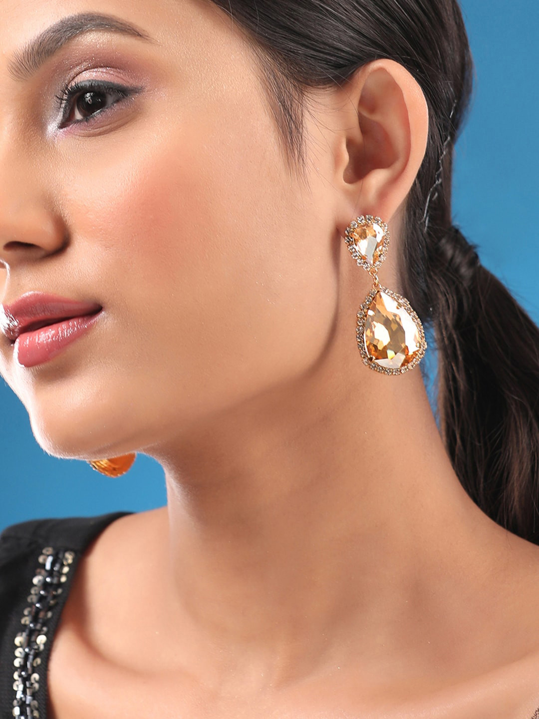 

Rubans Voguish 18K Gold Plated Light Gold Crystal and Zirconia Studded Teardrop Earrings