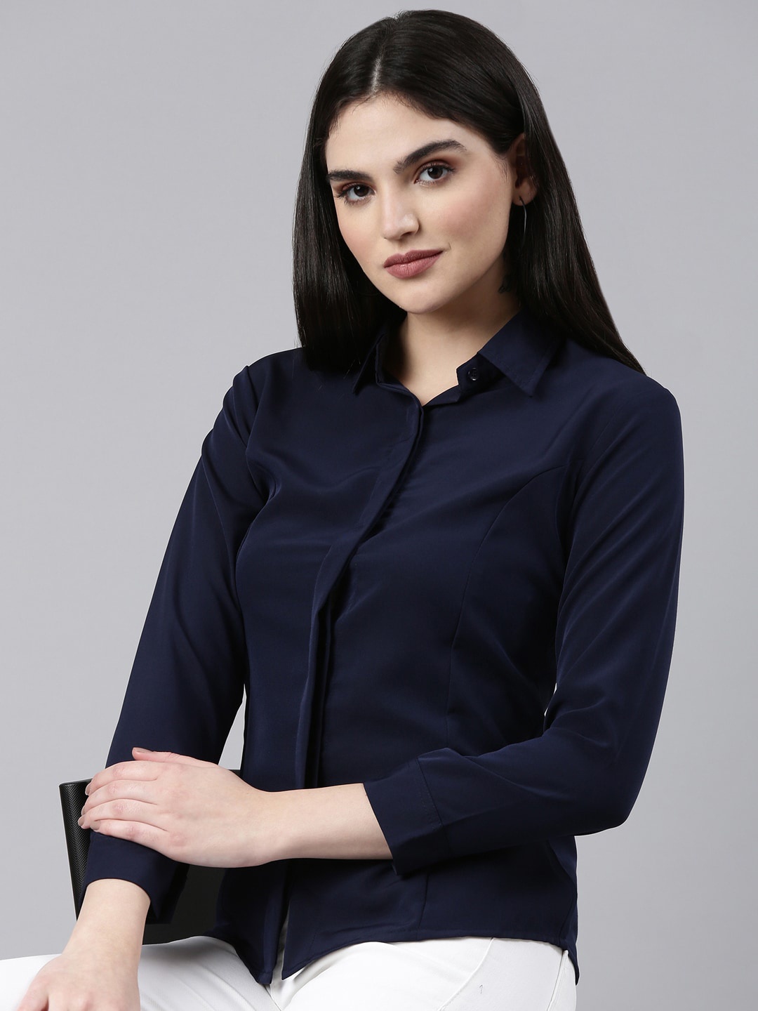 

SHOWOFF Classic Opaque Long Sleeves Casual Shirt, Navy blue
