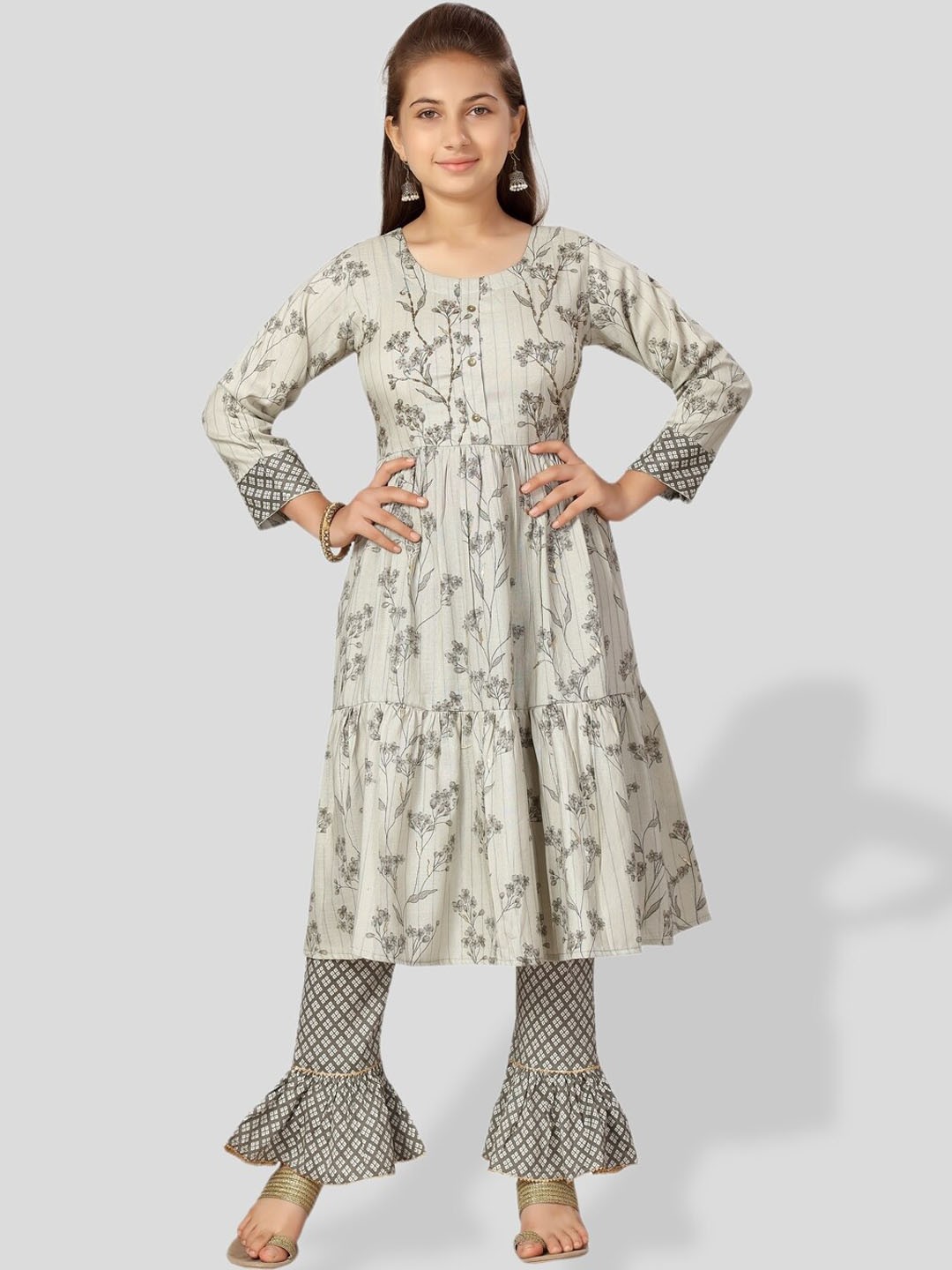 

BAESD Ethnic Motifs Printed Pure Cotton Kurta with Trousers, Beige