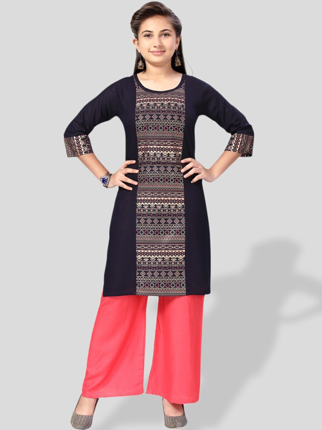 

BAESD Girls Geometric Printed Cotton Kurta, Navy blue