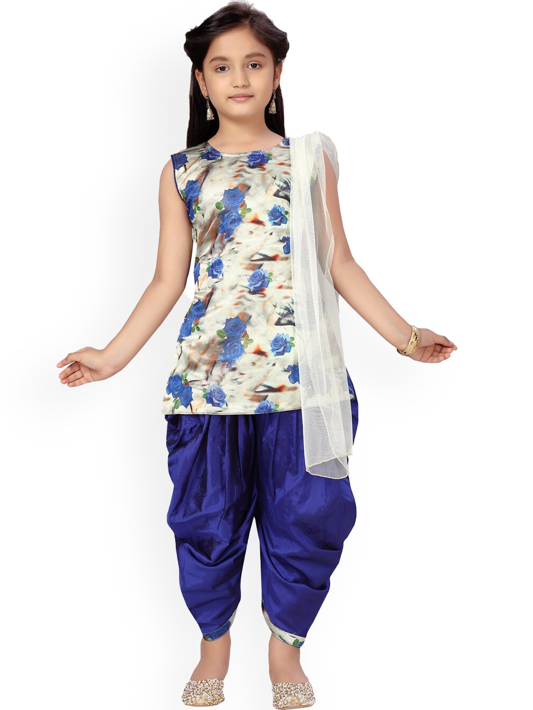 

BAESD Girls Floral Printed Pure Silk Kurta With Patiala & Dupatta, Blue