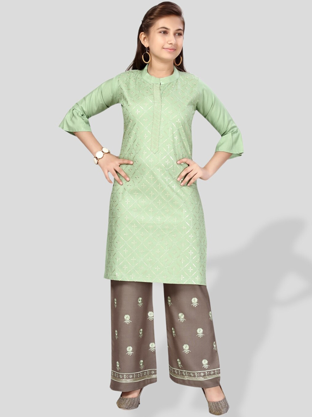 

BAESD Girls Ethnic Motifs Embroidered Sequinned Pure Cotton Kurta With Palazzos, Green