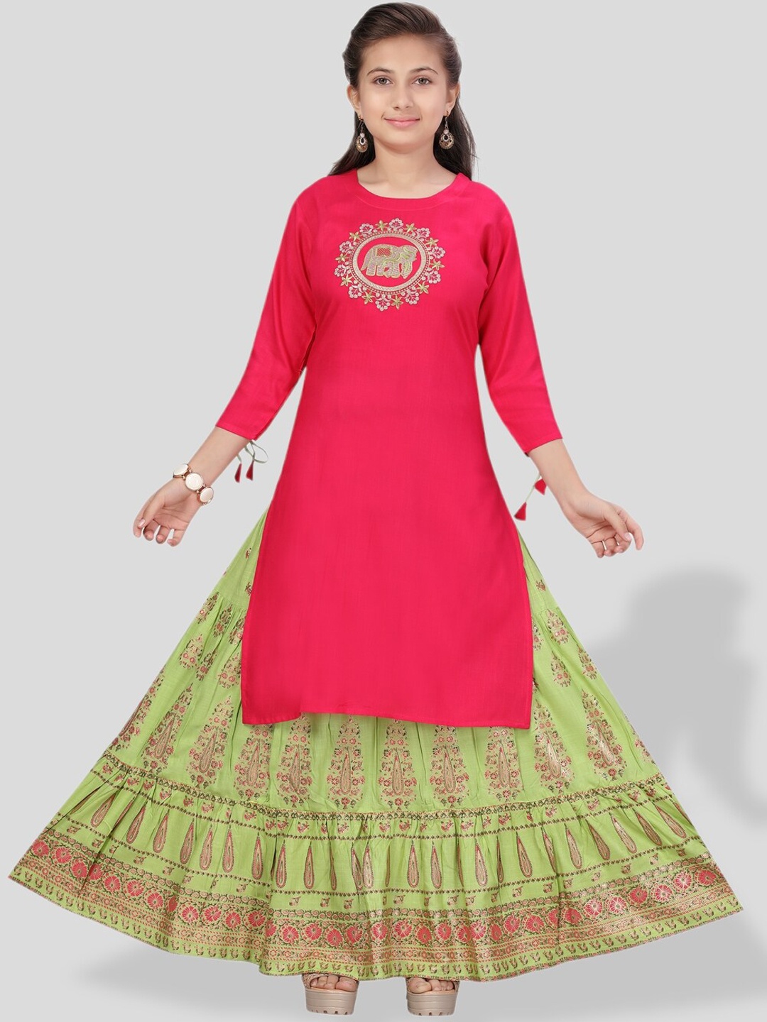 

BAESD Girls Ethnic Motifs Regular Thread Work Pure Cotton Kurta With Skirt, Pink