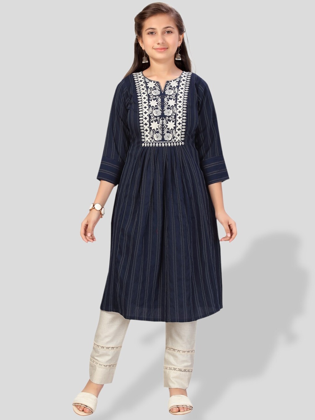 

BAESD Girls Floral Embroidered Pure Cotton Kurta with Trousers, Navy blue