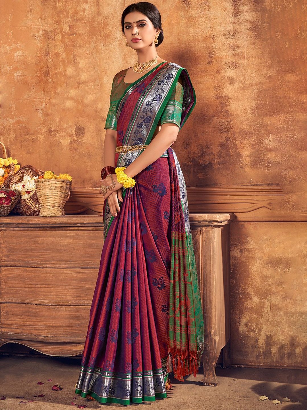 

KARAGIRI Ethnic Motifs Woven Design Zari Saree, Maroon