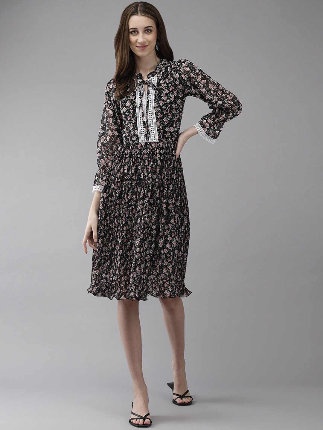 BAESD Floral Printed Tie-Up Neck Gathred Or Pleated Fit & Flare Dress, Black