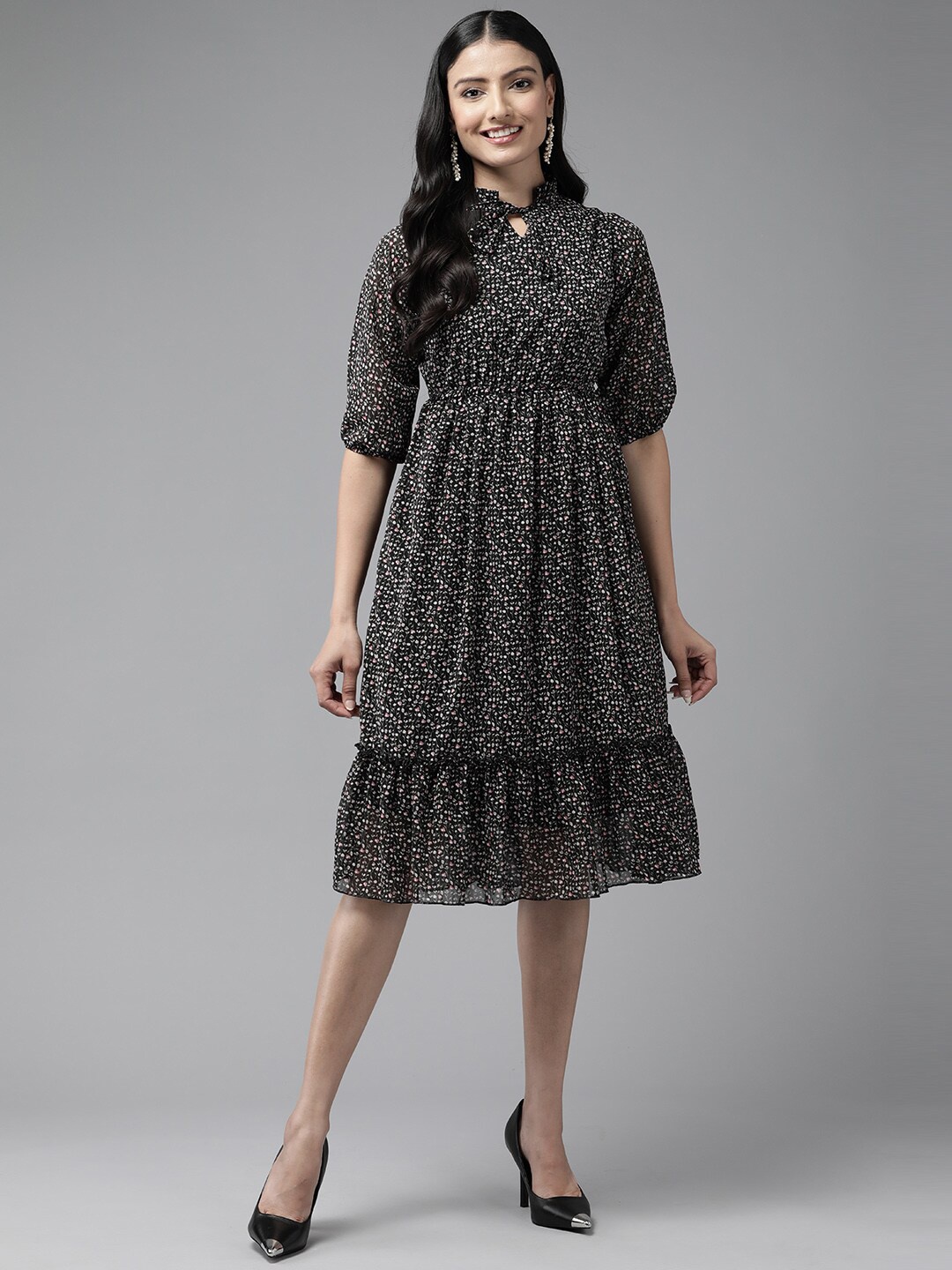 

BAESD Floral Printed Tie-Up Neck A-Line Dress, Black