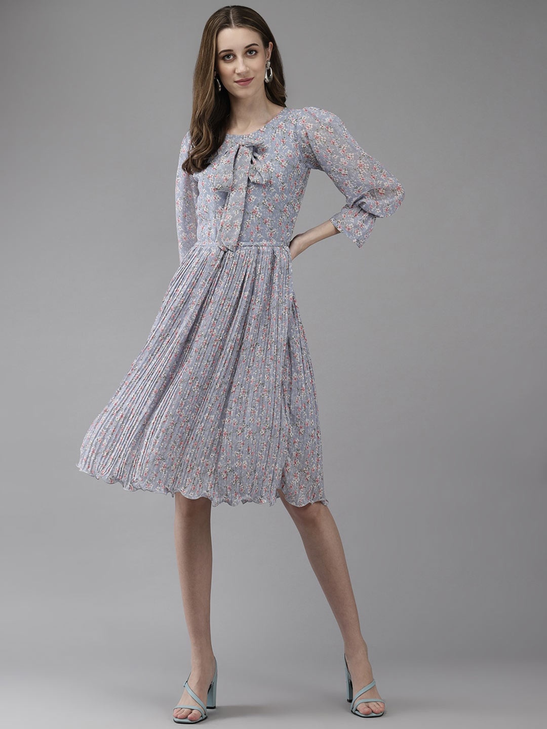 

BAESD Floral Printed Tie-Up Neck Georgette Fit & Flare Dress, Grey