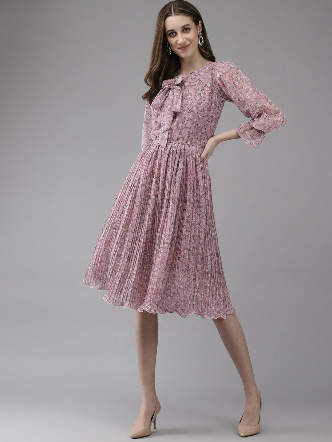

BAESD Floral Printed Tie Up Neck Accordion Pleat Georgette Fit & Flare Dress, Pink