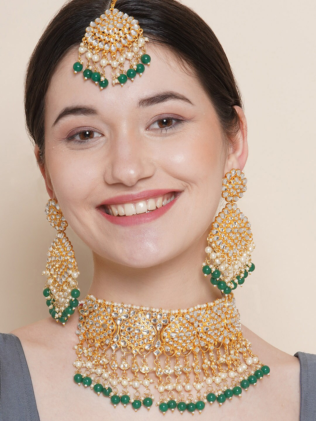 

Anouk Gold-Plated Stones & Beads Studded Jewellery Set