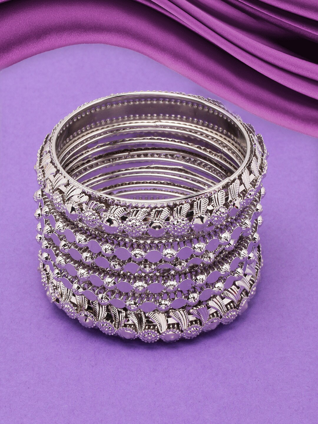 

Anouk Set Of 6 Silver-Plated Oxidised Bangles