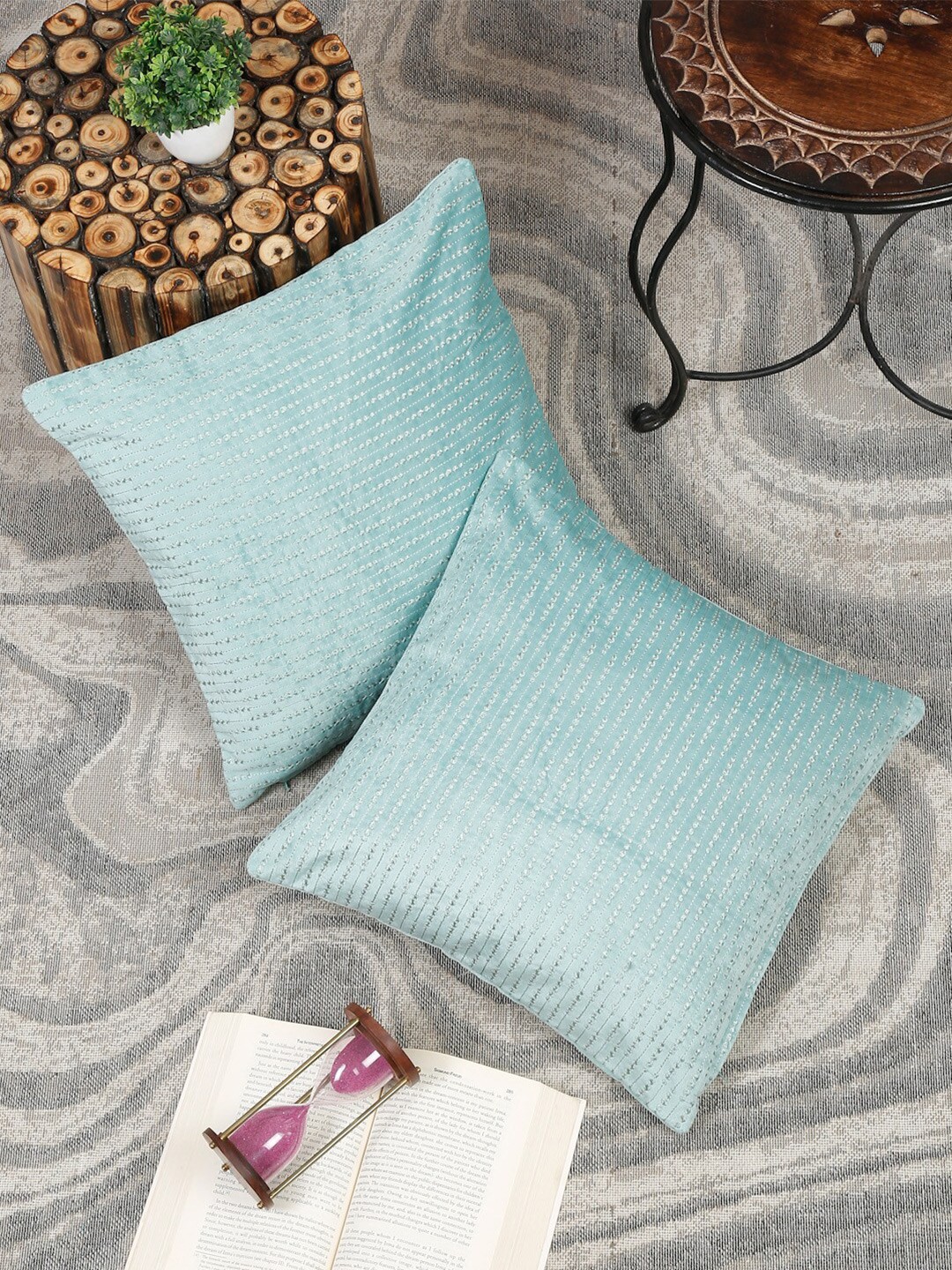 

Sangria Turquoise Blue 2 Pieces Ethnic Motif-Printed Velvet Square Cushion Covers