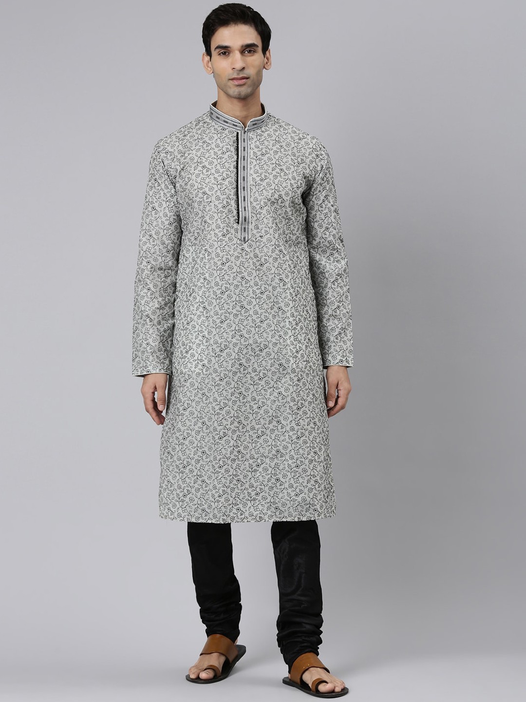 

Rishika Floral Printed Mandarin Collar Kurta, Grey