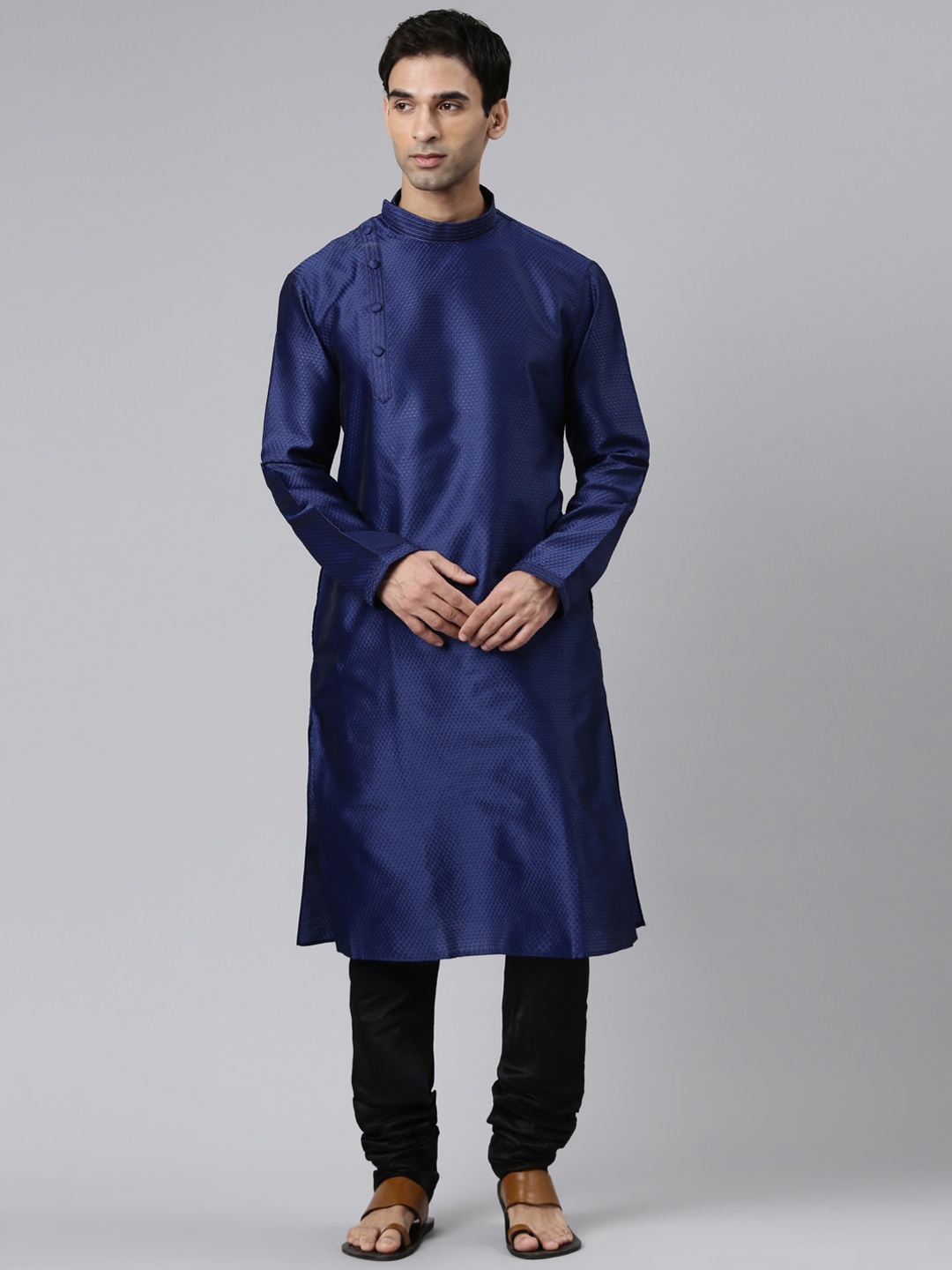 

Rishika Band Collar Woven Design Kurta, Navy blue