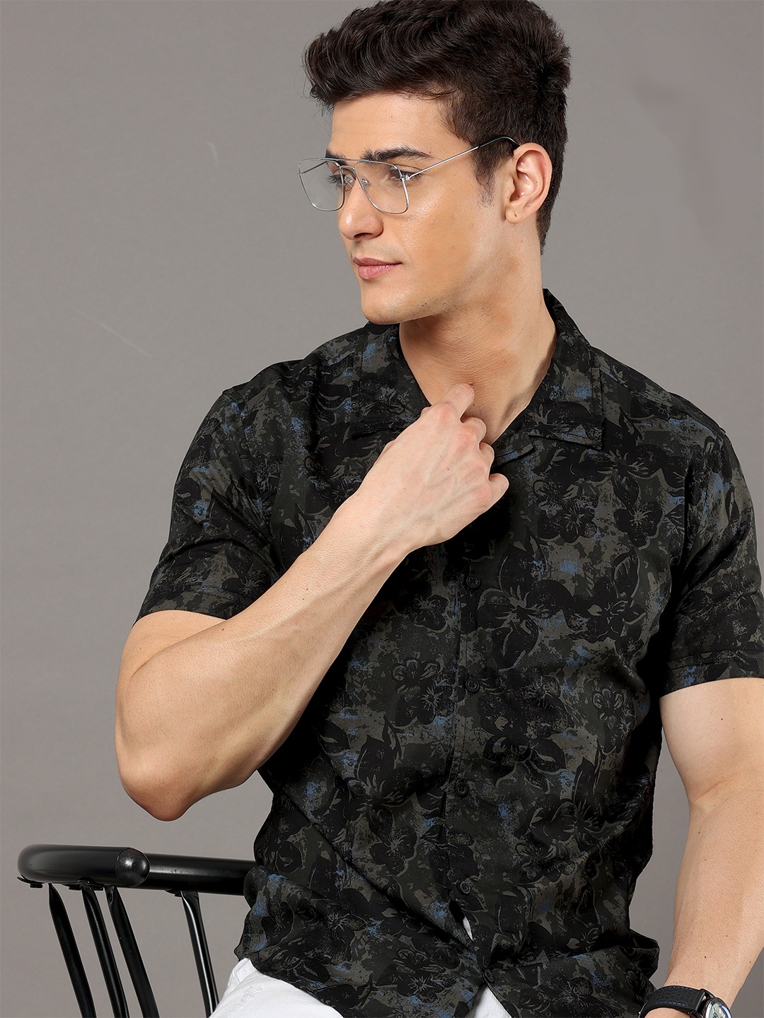 

Moda Rapido Black Floral Printed Cuban Collar Slim Fit Cotton Casual Shirt