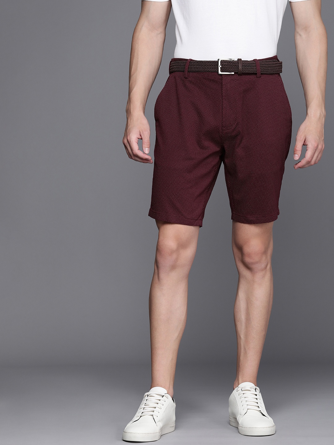 

NEXT Men Mid-Rise Regular Fit Micro-Ditsy Printed Belted Detail Shorts, Maroon