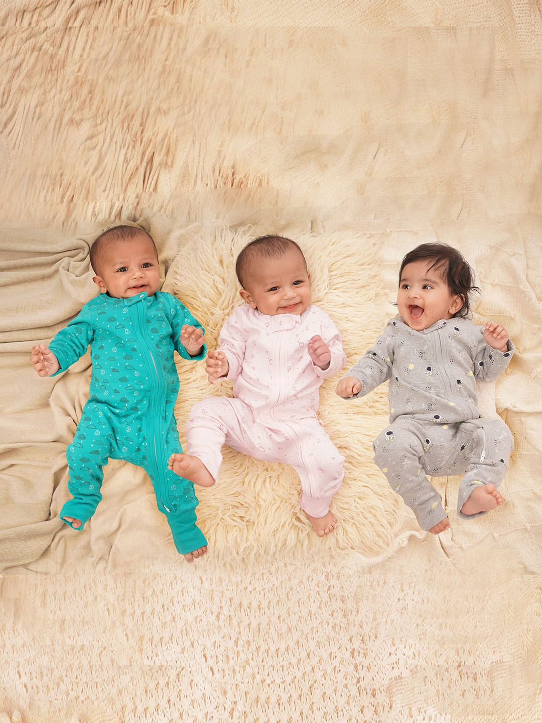 

GREENDIGO Infants Pack of 3 Printed Organic Cotton Sleepsuit, Grey