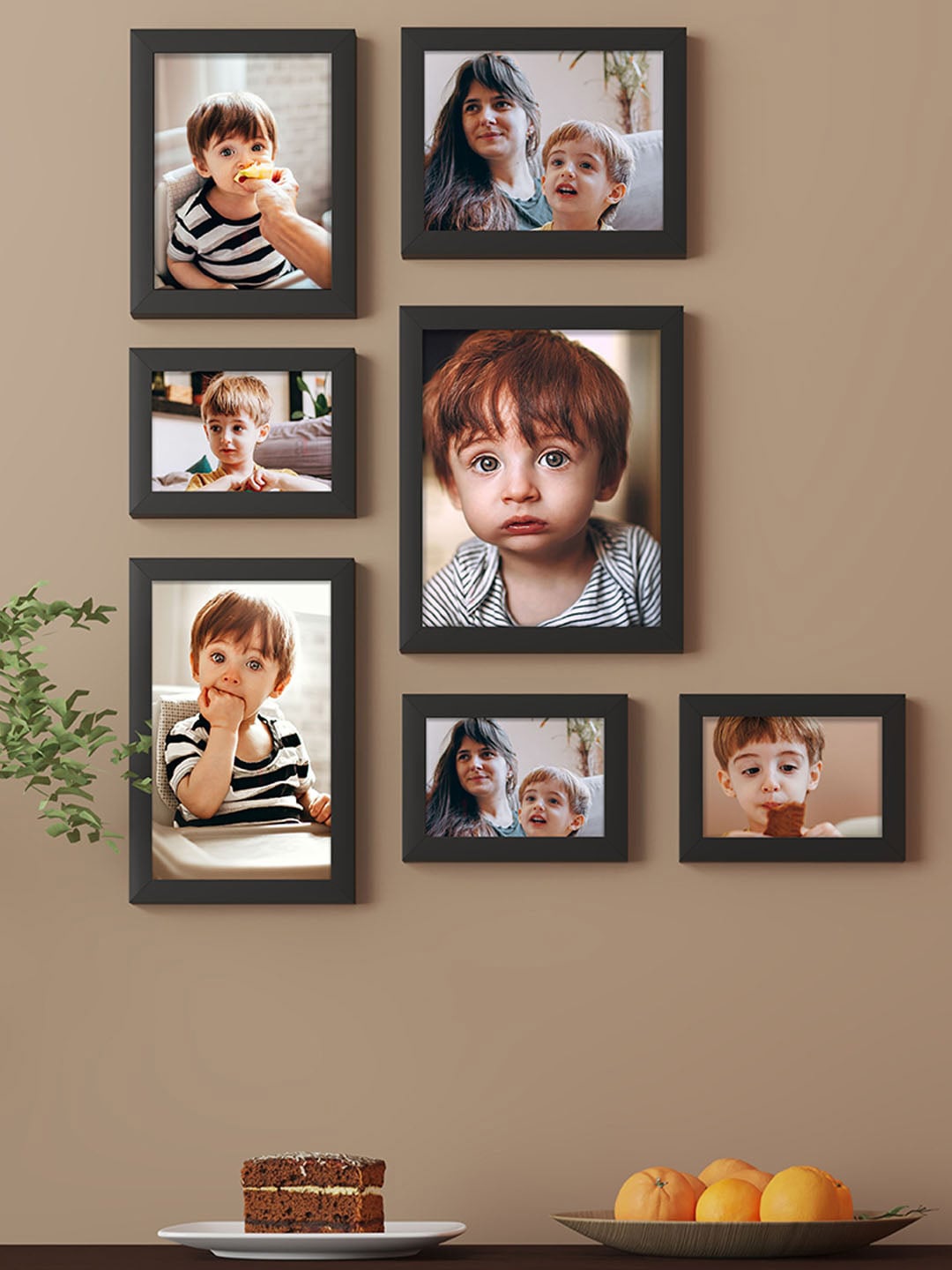 

Art Street Set of 7 Photo Frames, Black