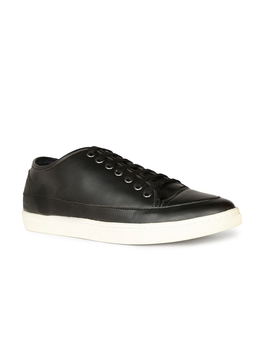 

Bata Men Textured Leather Sneakers, Black