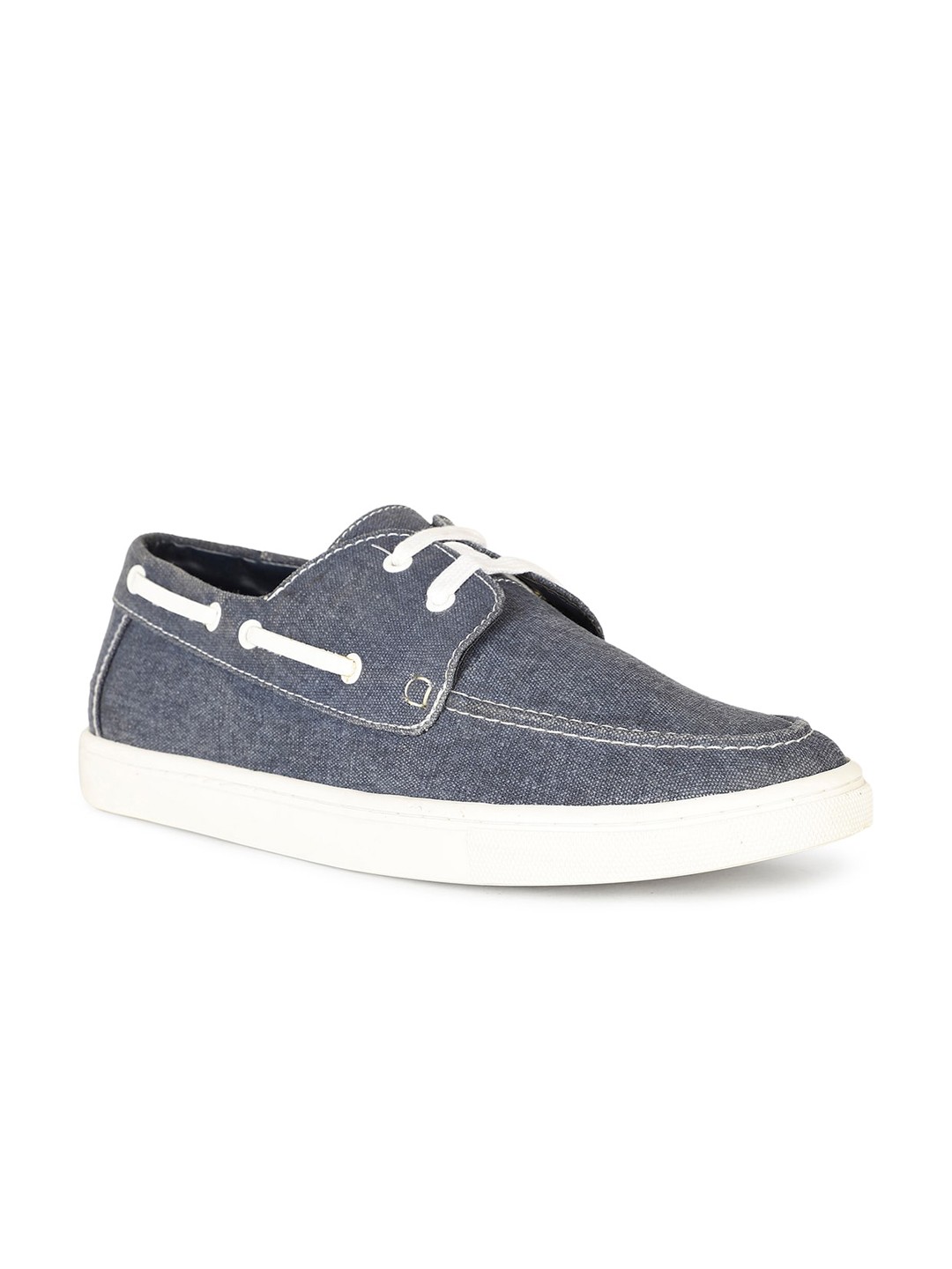 

Bata Men Textured Leather Boat Shoes, Blue