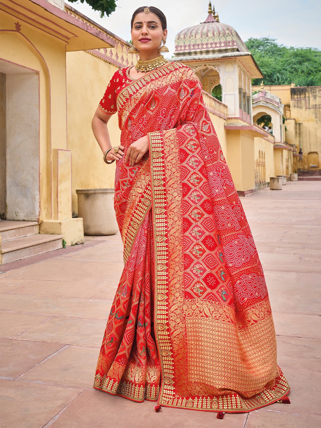 

ODETTE Woven Design Zari Silk Blend Saree, Red
